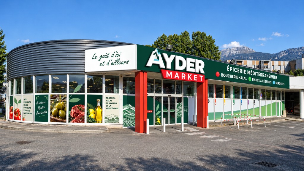 Ayder Market logo façade et vitrophanie — réalisation Djan Studio, design graphique Rennes
